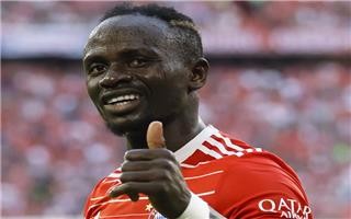 مفاجأة.. ساني ينقذ ماني من الطرد خارج بايرن ميونخ