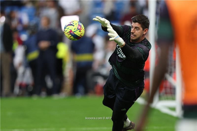 رسميا.. استبعاد مفاجئ لكورتوا من مواجهة جيرونا