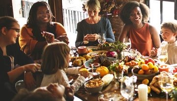 اعرف فوائد تجمع أفراد العائلة خلال أيام الإجازات