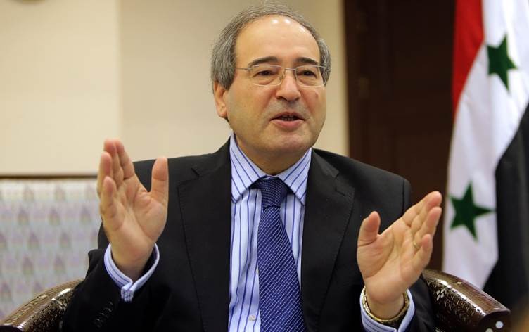 لأول مرة .. وزير الخارجية السوري يصل إلى القاهرة