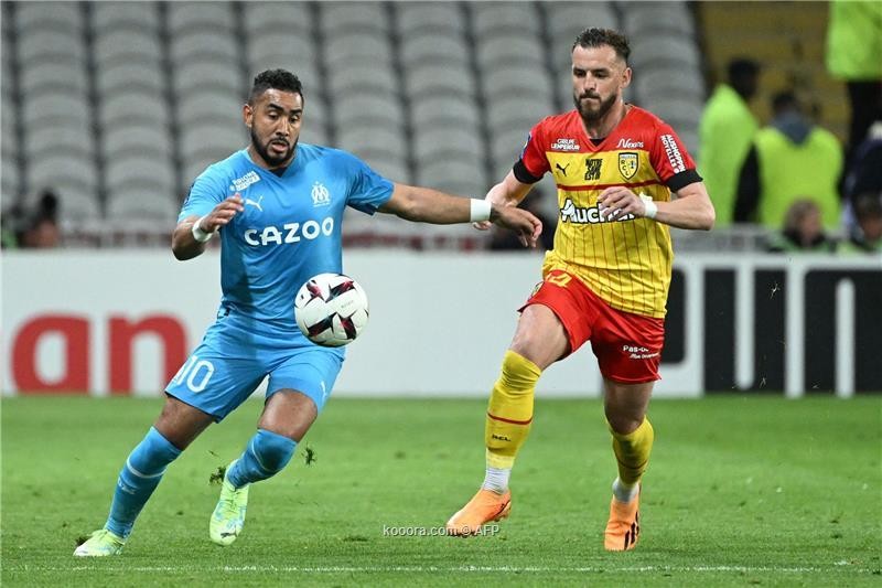 بالصور : لانس يواصل ملاحقة سان جيرمان بالدوري الفرنسي على حساب مرسيليا