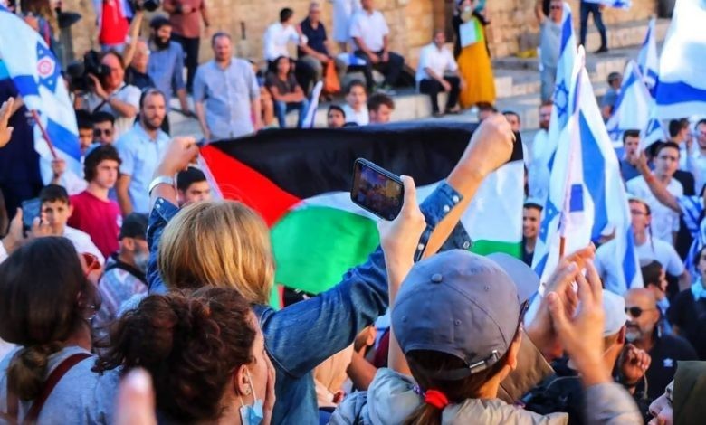"حماس": الوجود الفلسطيني بالقدس قادر على إفشال أهداف "مسيرة الأعلام"