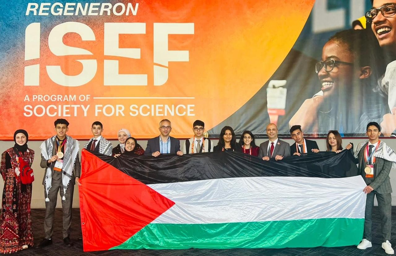فريق فلسطين الطلابي يحصل على مراكز متقدمة في معرض آيسيف بأمريكا