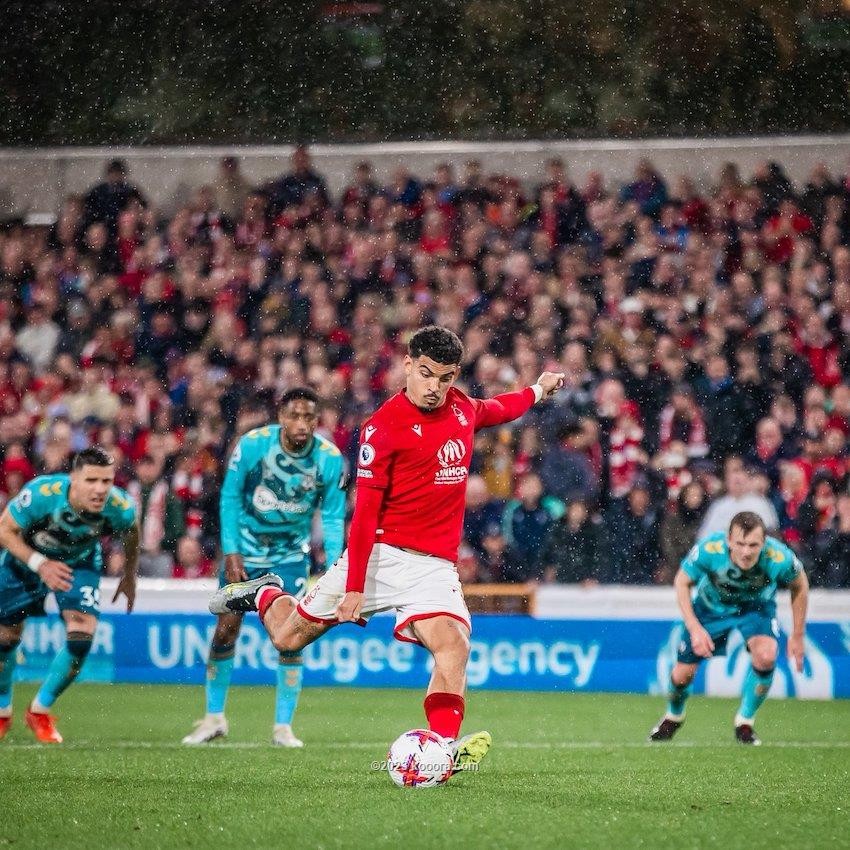 الدوري الانجليزي