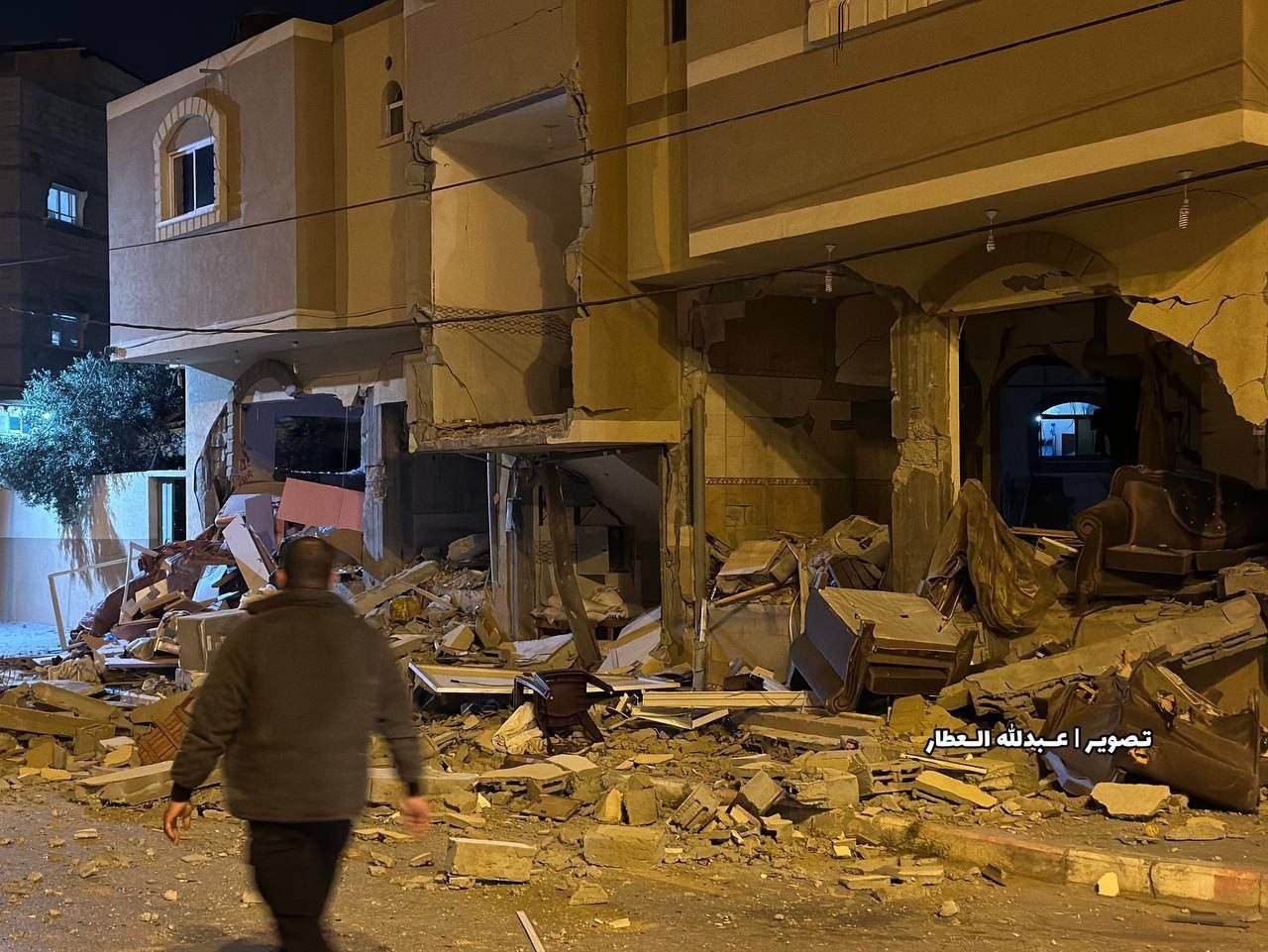 قوى وفصائل فلسطينية تُعقب على الاستهداف الأخير لقطاع غزة وتنعى الشهداء