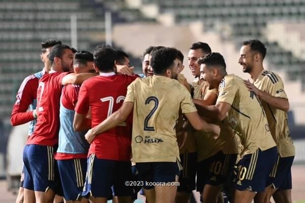 بالصور: الأهلي يقطع خطوة جديدة نحو اللقب بالفوز على الطلائع