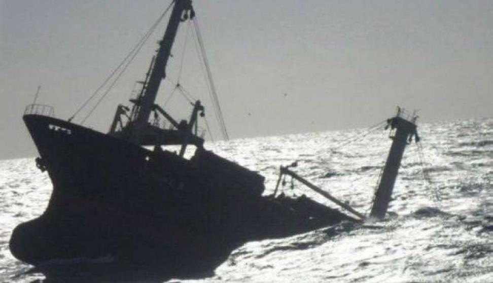 فقدان 39 شخصًا إثر جنوح سفينة صيد صينية في المحيط الهندي