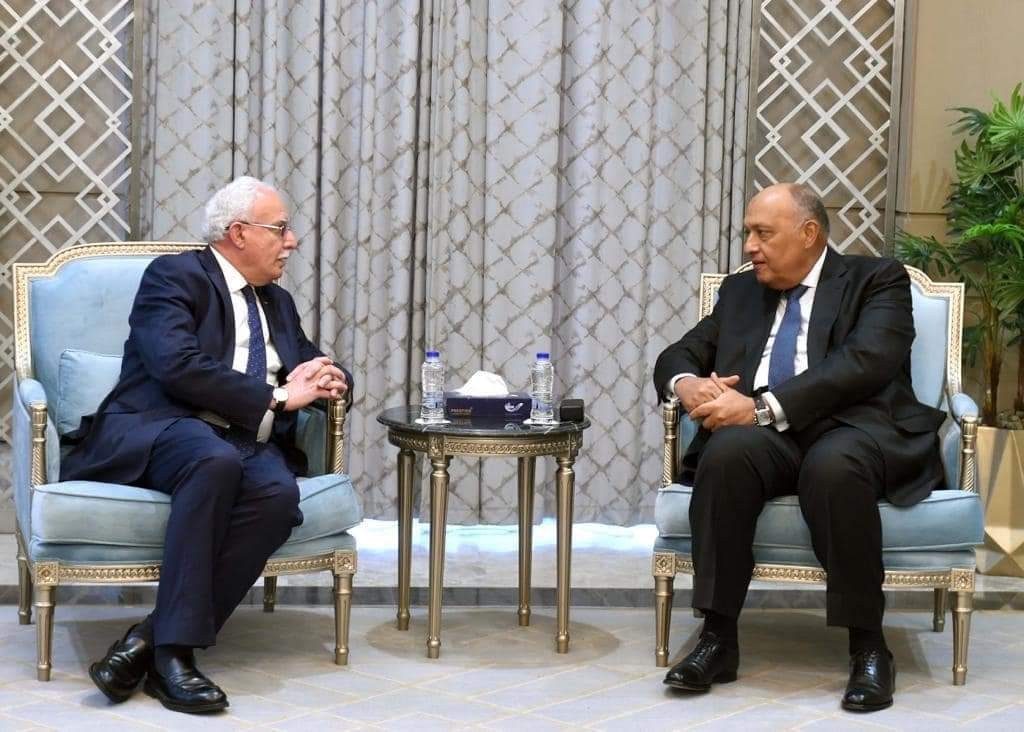 سامح شكري يلتقي وزير خارجية فلسطين لبحث الأوضاع وانتهاكات الاحتلال 