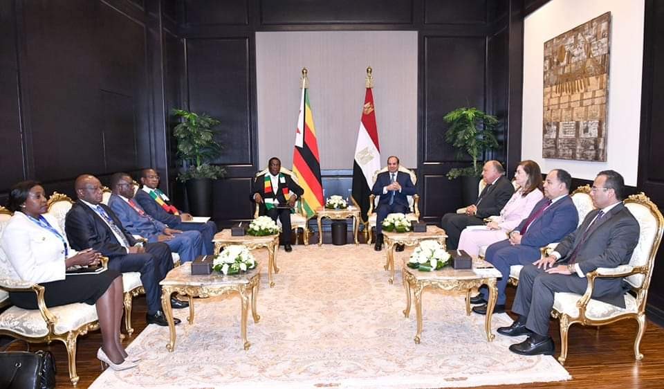 السيسي يلتقي برئيس جمهورية زيمبابوي خلال مؤتمر شرم الشيخ