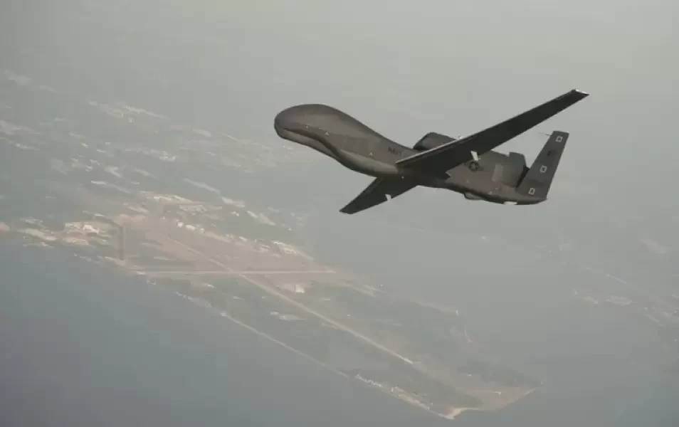 جيش الاحتلال ينشر فيديو جديد للطائرة التي اعترضها عند حدود غزة