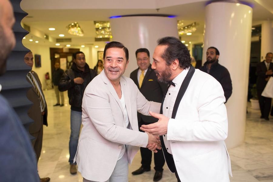 هل تصل الأزمة بين مدحت صالح وعلي الحجار للقضاء؟