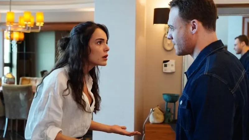 فيديو : تغيير اسم مسلسل كرم بورسين إلى "ماذا لو أحببت كثيراً" .. شاهدوا الإعلان الترويجي