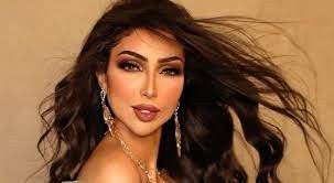 جويل تنصح دنيا بطمة بالتوقف عن عمليات التجميل