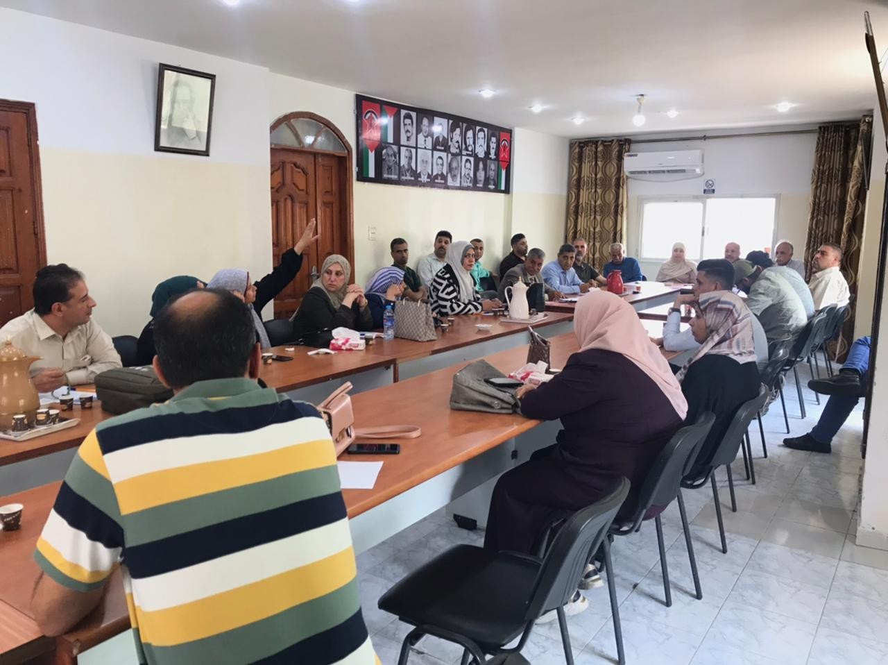 الأطر المهنية بالجبهة الديمقراطية تعقد مؤتمرها بغزة