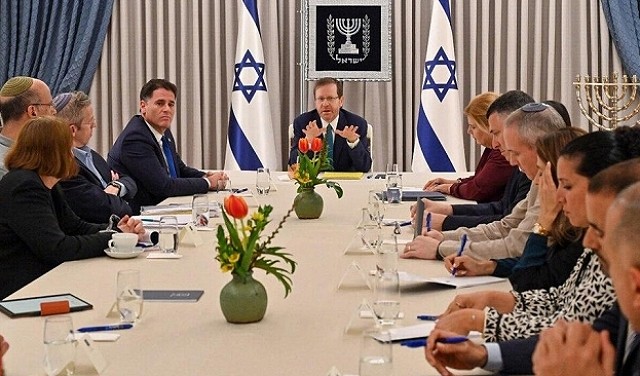 الكنيست الإسرائيلي ينتخب عضوين كمندوبين في لجنة تعيين القضاة