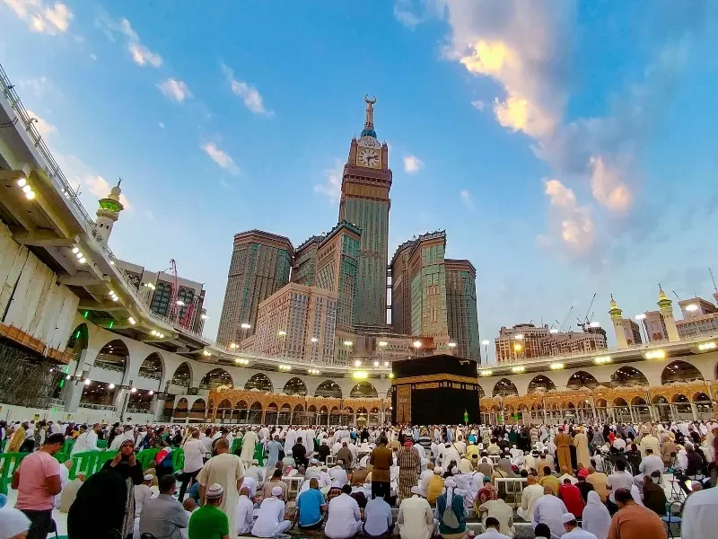 تهنئة جميلة للحاج بعد عودته