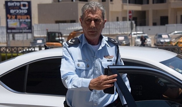 العبري: استقالة قائد وحدة مكافحة الجريمة في المجتمع العربي