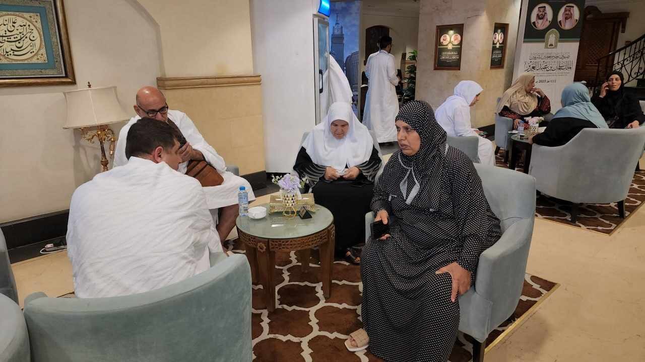 حجاج مكرمة خادم الحرمين الشريفين من قطاع غزة يغادرون إلى السعودية