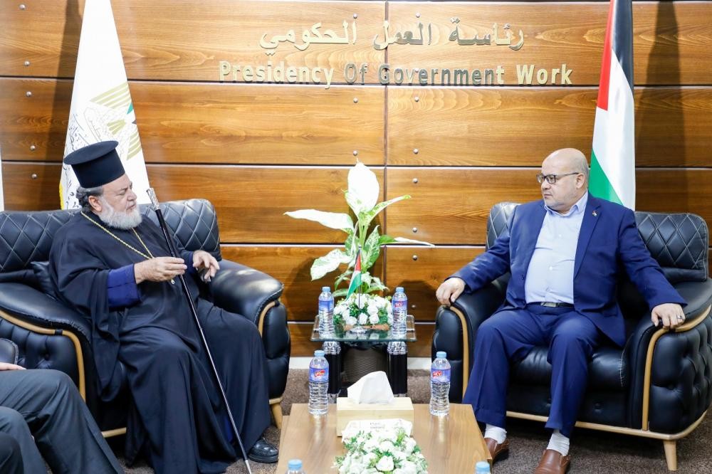 تفاصيل لقاء الدعليس مع وكيل بطريركية الروم الأرثوذكس المقدسية