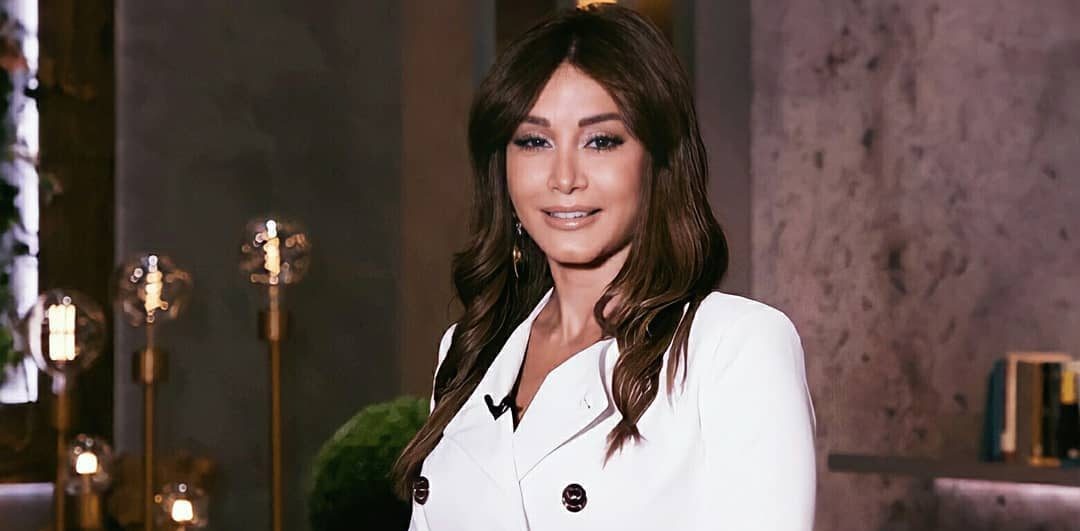 شاهد: كاريس بشار تحتفل بتخرج وحيدها من الجامعة