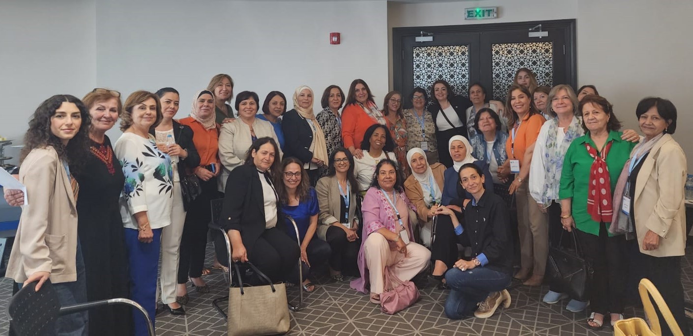 اتحاد جمعيات الشابات المسيحية في فلسطين يشارك بورشة عمل إقليمية