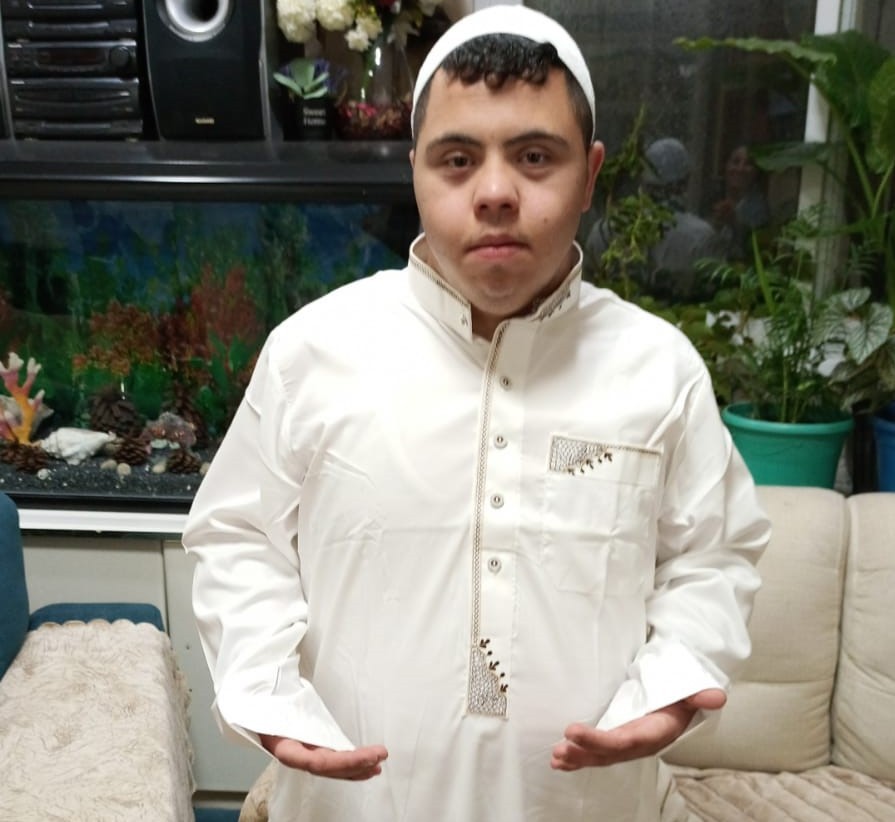 الاحتلال يستدعي مقدسيًا مصابًا بمتلازمة داون للتحقيق معه