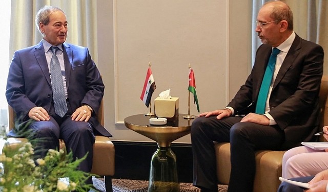 الصفدي يصل دمشق لبحث جهود حل الأزمة السورية