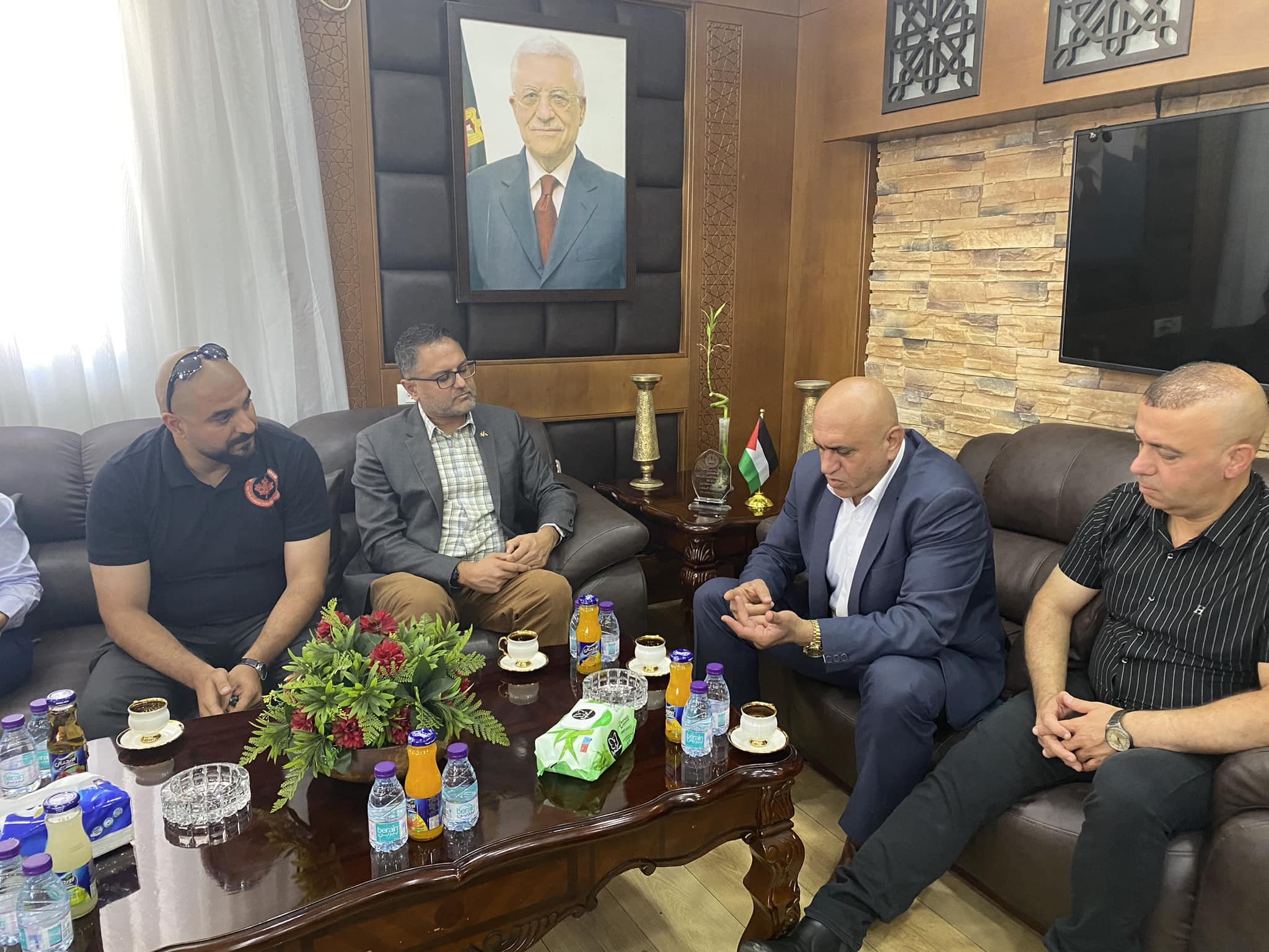 طالع تفاصيل لقاء الرجوب بممثل كندا لدى فلسطين