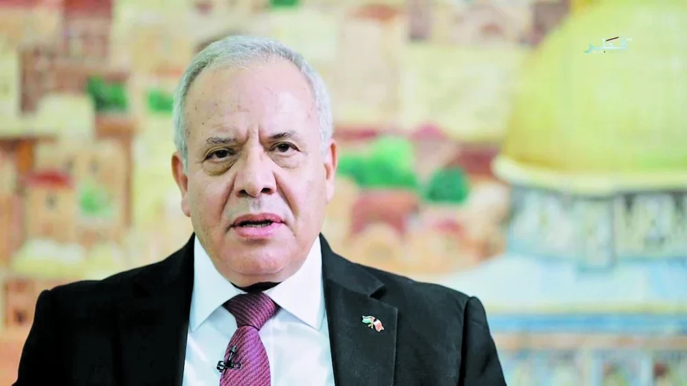 تفاصيل لقاء السفير غنام مع مسؤول قطري