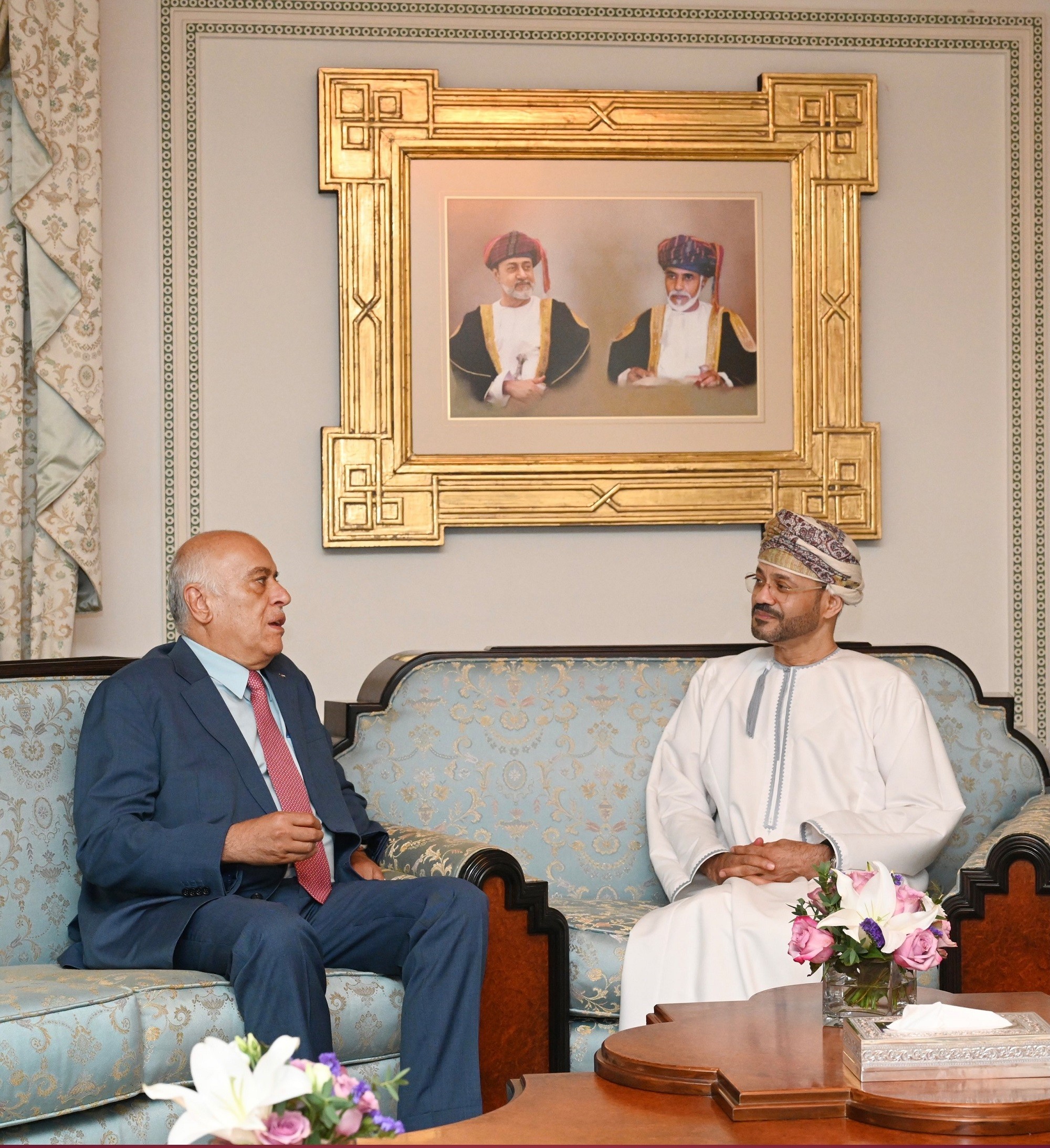 تفاصيل لقاء الرجوب مع وزير الخارجية العماني في مسقط