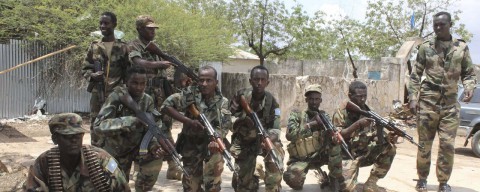 مقتل وإصابة العشرات إثر تفجير استهدف مركز تدريب عسكري وسط مقديشو