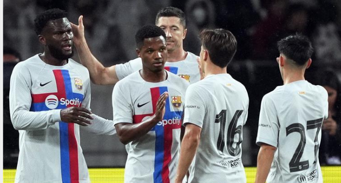 رسميا.. برشلونة ينجز رابع صفقاته الصيفية