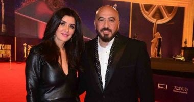 بعد ظهورهما معًا في اليونان .. حقيقة عودة غادة عادل لطليقها مجدي الهواري