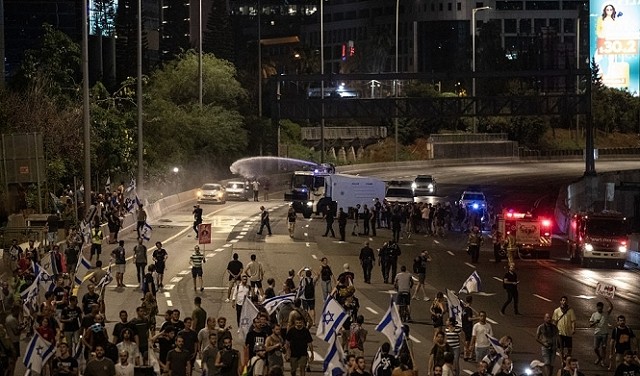 استطلاع رأي: الأغلبية ترى أن إضعاف الجهاز القضائي سيضر بالعلاقات الإسرائيلية الأمريكية