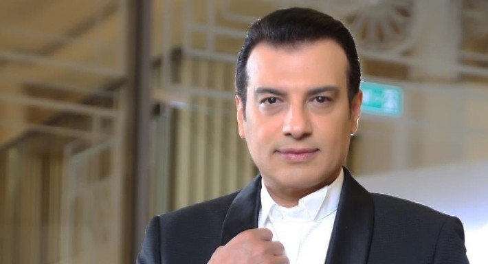 فيديو : إيهاب توفيق يرد على اتهامه بإحياء حفل بعد دفن علاء عبد الخالق