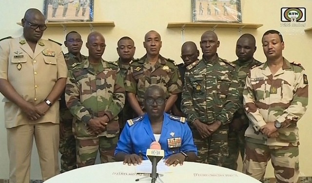 النيجر تتخذ إجراءات استثنائية استعدادًا لهجوم عسكري وشيك عليها