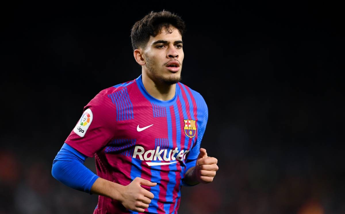 الزلزولي يقطع إجازته بسبب برشلونة