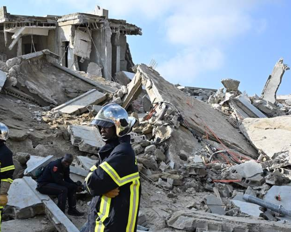 مصرع 5 أشخاص إثر انهيار مبنيين قيد الإنشاء جنوب العاصمة الغينية
