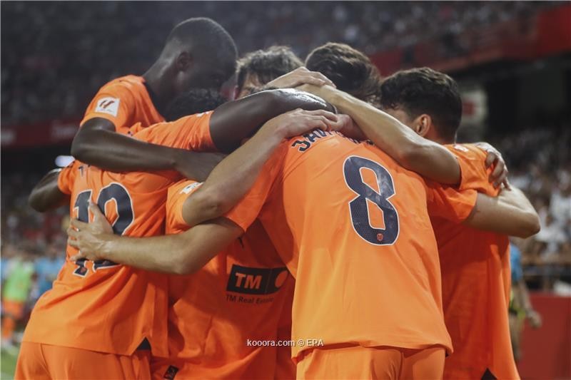 بالصور : النصيري يسجل.. وإشبيلية يسقط أمام فالنسيا قبل موقعة السيتي