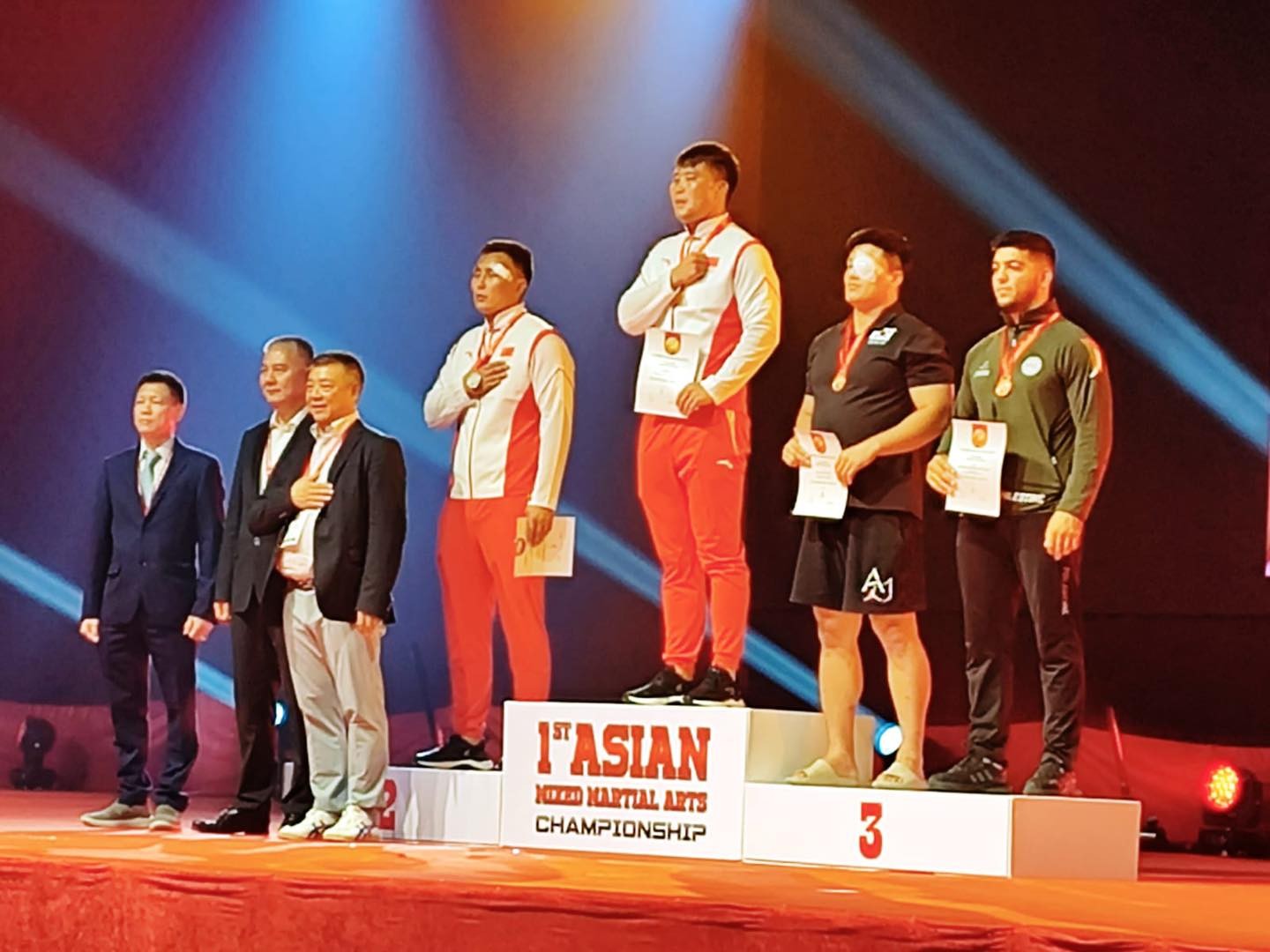 فلسطين تحقق ميدالية برونزية في بطولة آسيا للفنون القتالية المختلطة