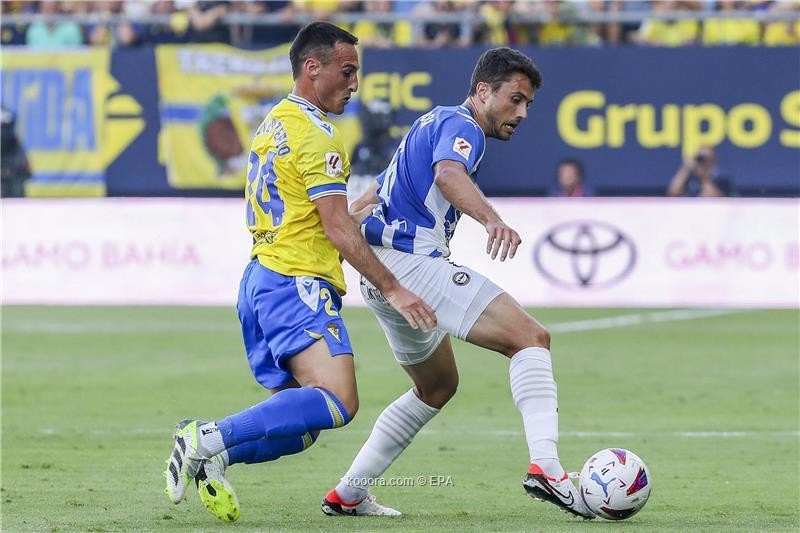 بالصور : قادش يتفوق على ألافيس بالليجا