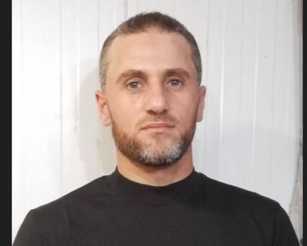 الاحتلال يُفرج عن أسير من الخليل بعد اعتقال دام 18 عامًا