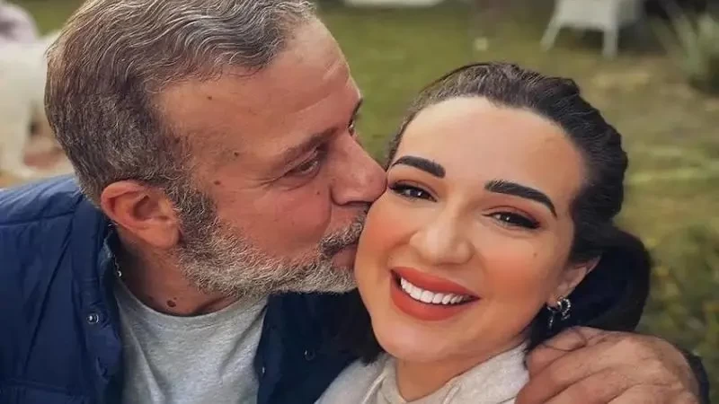 فيديو: شريف منير يعلق على فيديو ابنته.. "أخدتي التريند برافو!"