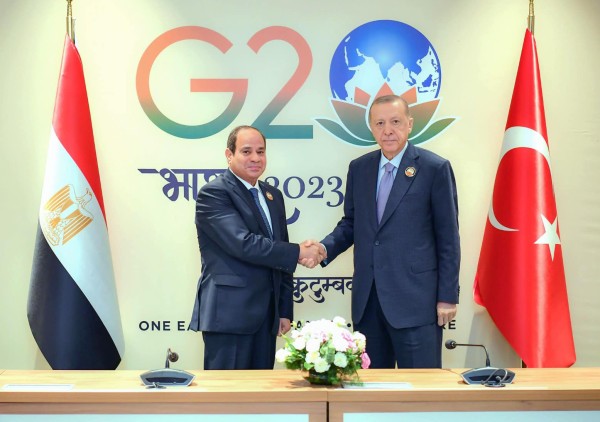 تفاصيل لقاء السيسي مع  نظيره التركي أردوغان