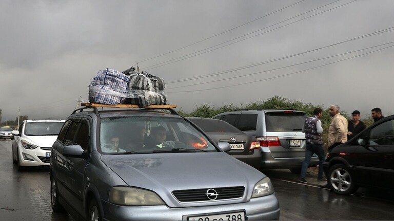 نزوح أكثر من 104 ألف أرمني عن قره باغ بعد العملية العسكرية الأذربيجانية