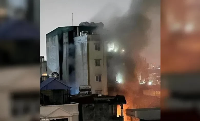 مصرع العشرات إثر حريق هائل في مبنى سكني بالعاصمة الفيتنامية