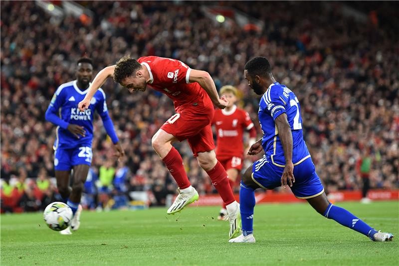 بالصور.. ليفربول يتفادى مفاجأة ليستر في كأس الرابطة