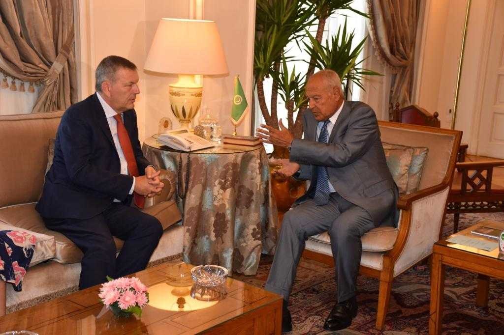 تفاصيل لقاء أبو الغيط مع المفوض العام للأونروا