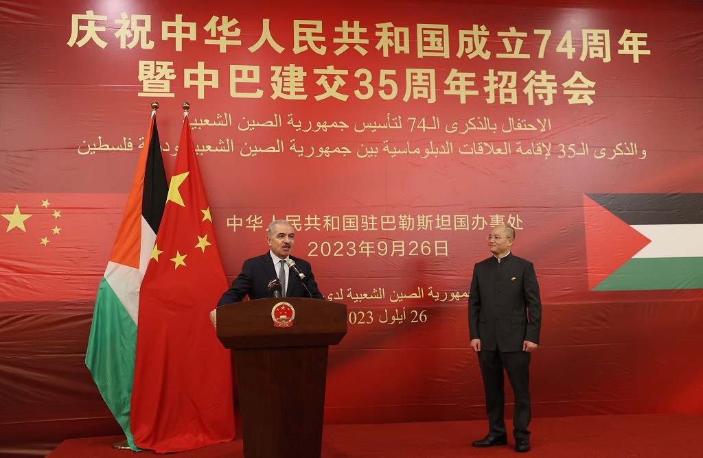 اشتية: سياسة الصين تجاه فلسطين متوازنة ومستمرة بذات الوتيرة