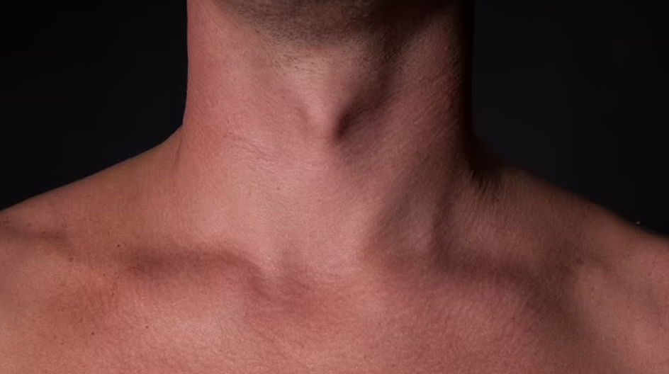 دراسة أمريكية: حجم رقبة الرجل تحدد مدى قدرته على رعاية أطفاله!